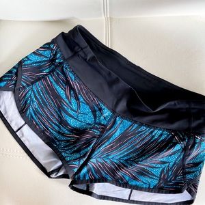 Lululemon 💛 EUC Speed Shorts